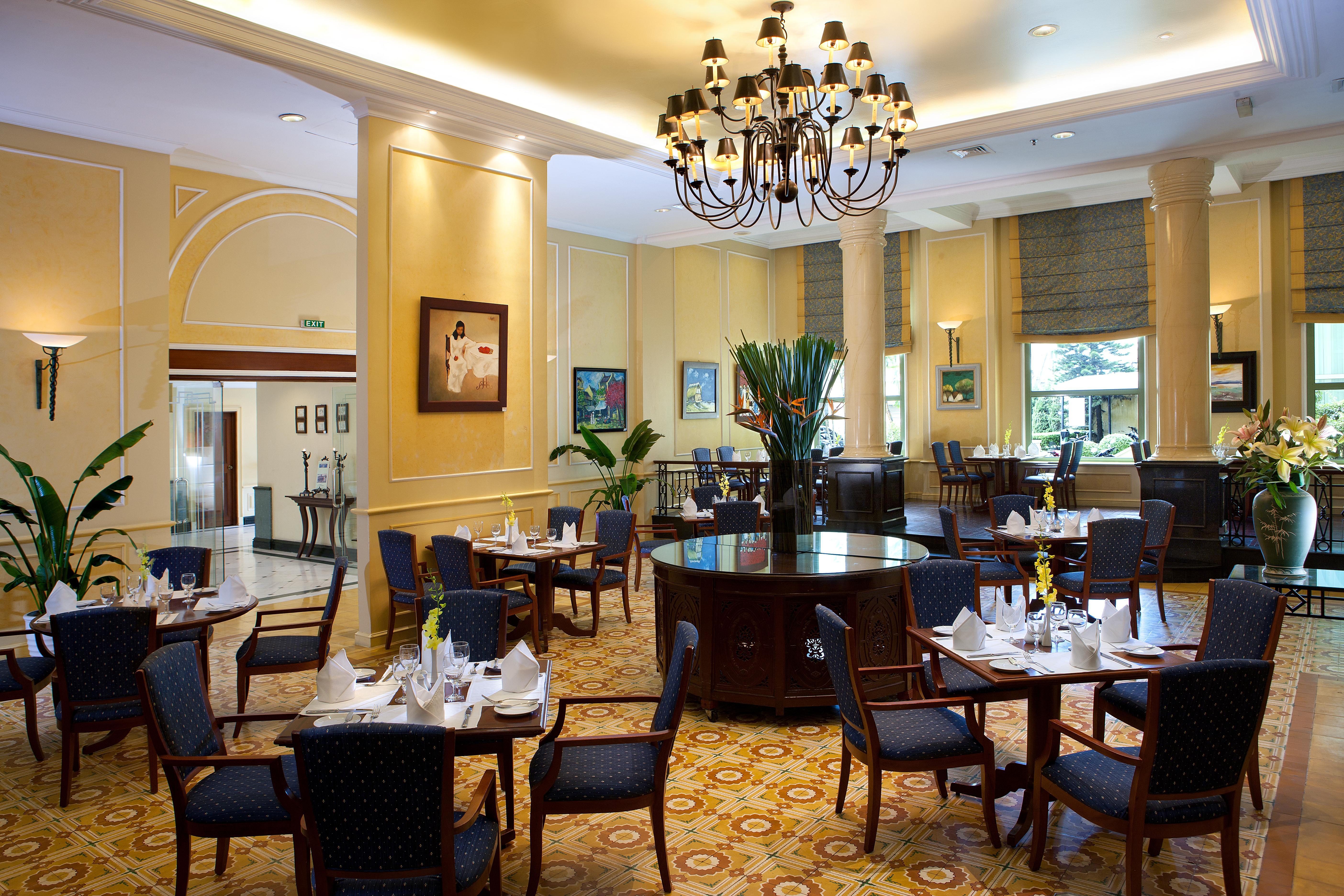 Avani Hai Phong Harbour View Hotel Екстер'єр фото