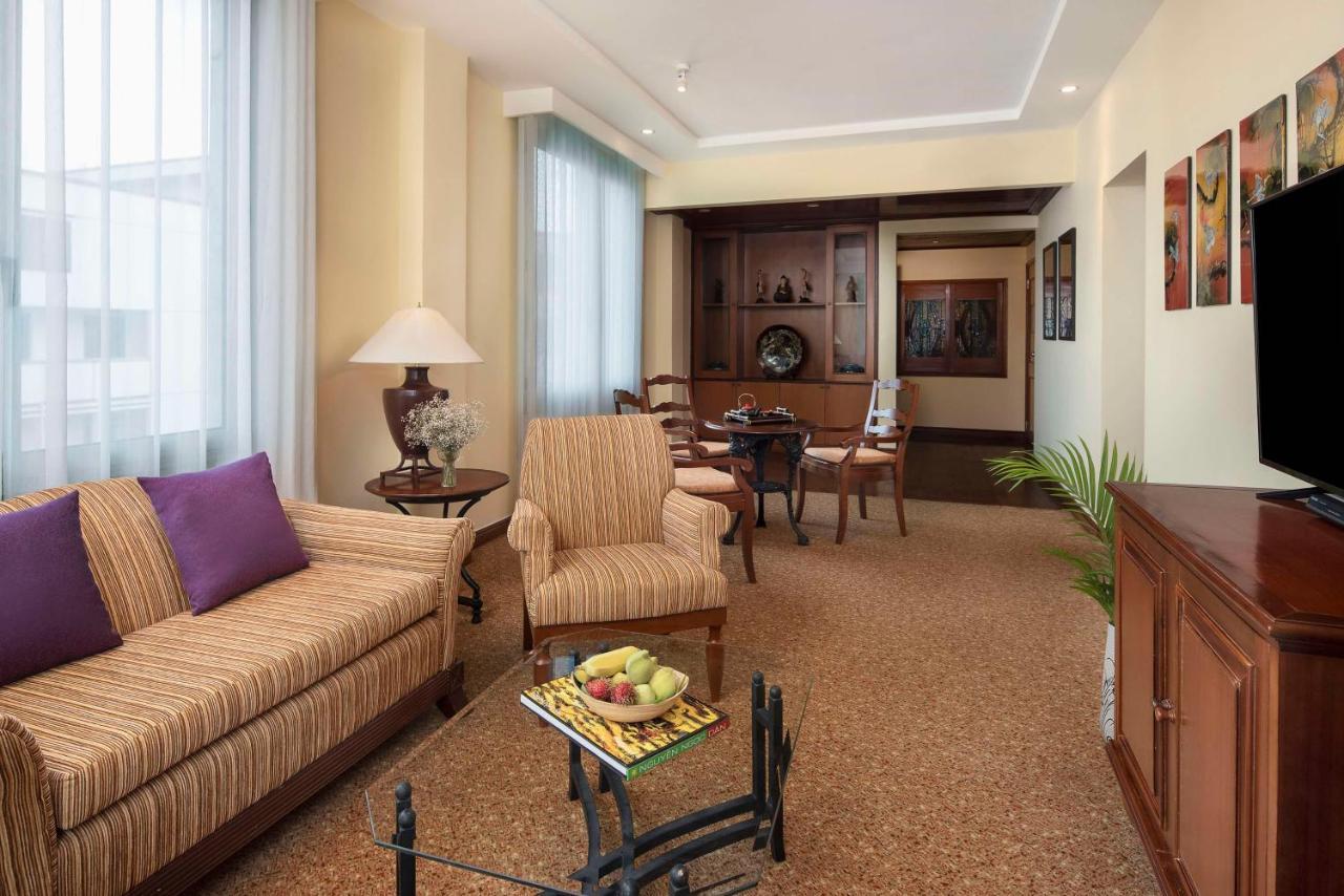 Avani Hai Phong Harbour View Hotel Екстер'єр фото